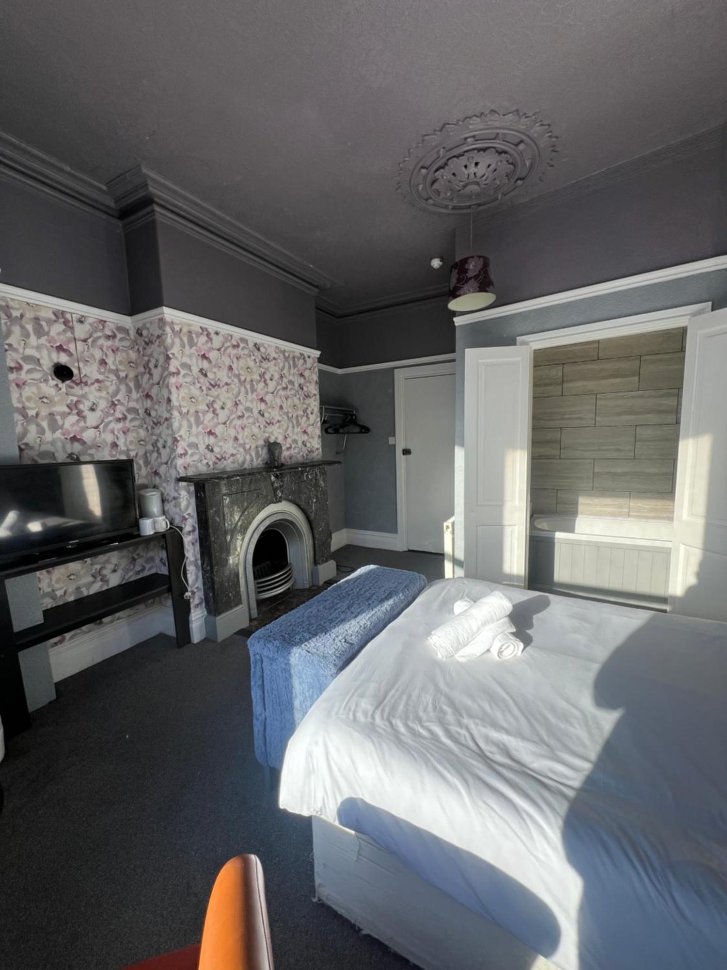 No 1 Lord Street Bed & Breakfast - Blackpool, Blackpool